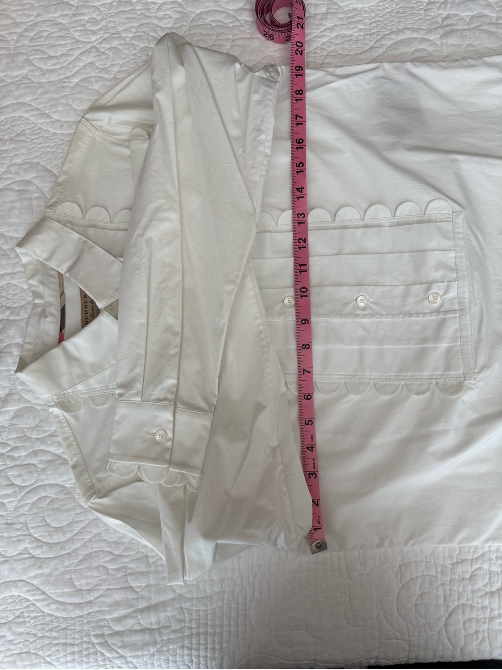 Burberry White Button-Front Shirt with Gold Tag - Picture 16 of 16